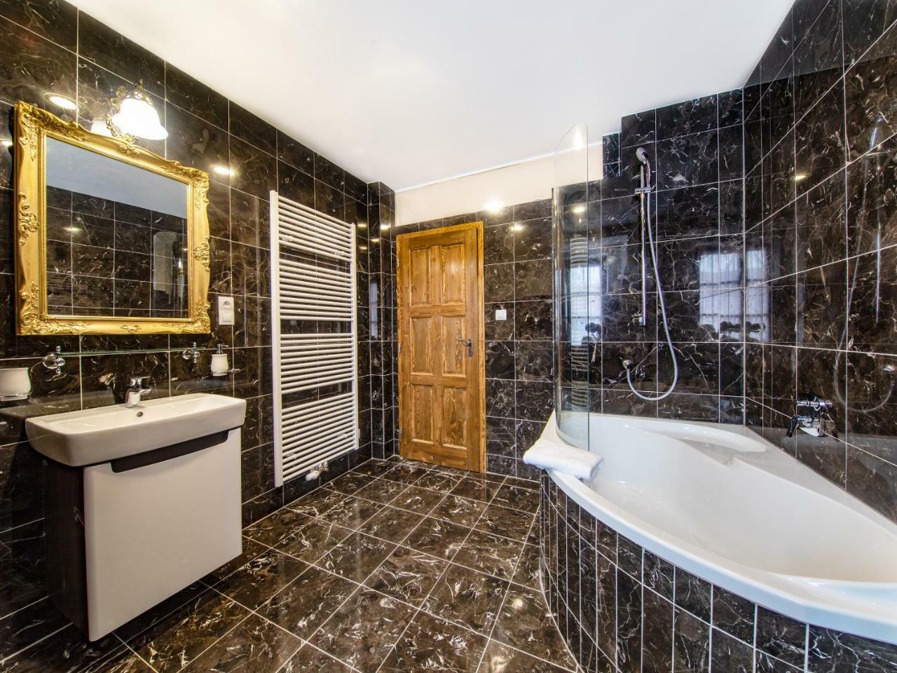 Residence Safari Resort - Chateau Borovany  Екстериор снимка