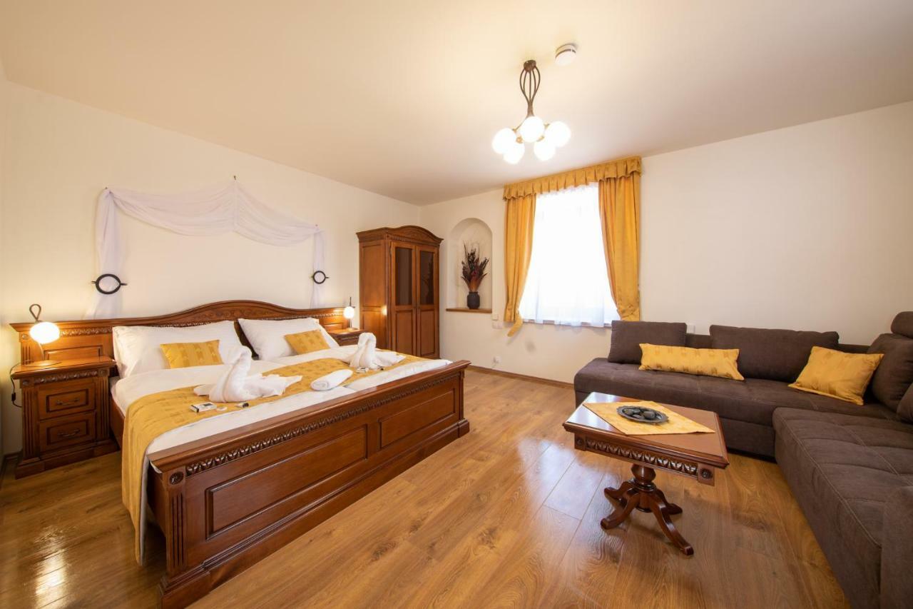 Residence Safari Resort - Chateau Borovany  Екстериор снимка