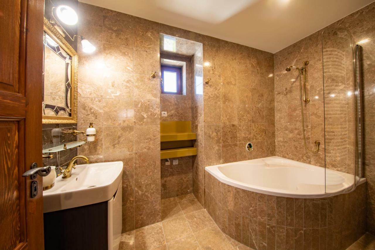 Residence Safari Resort - Chateau Borovany  Екстериор снимка