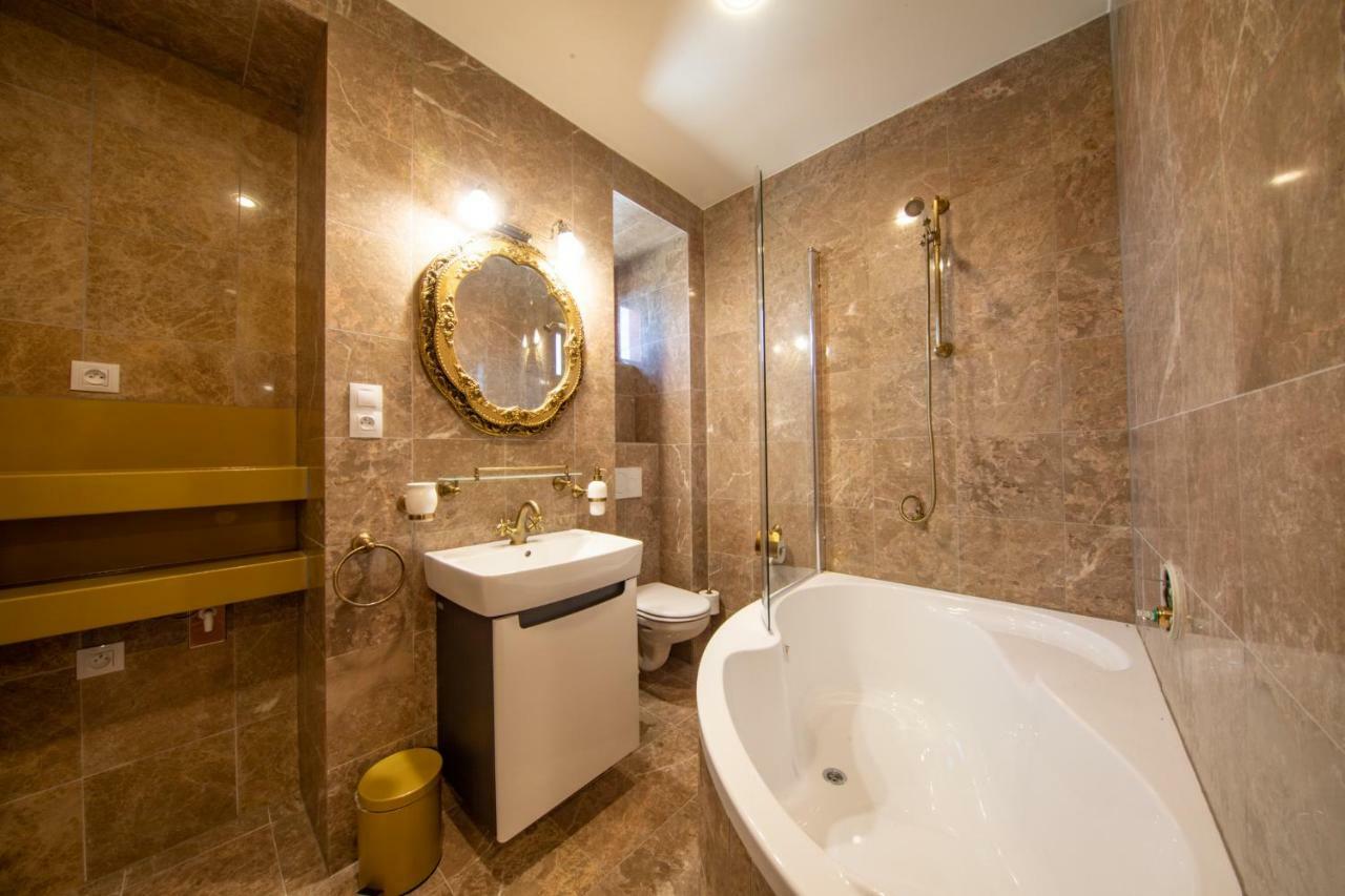 Residence Safari Resort - Chateau Borovany  Екстериор снимка