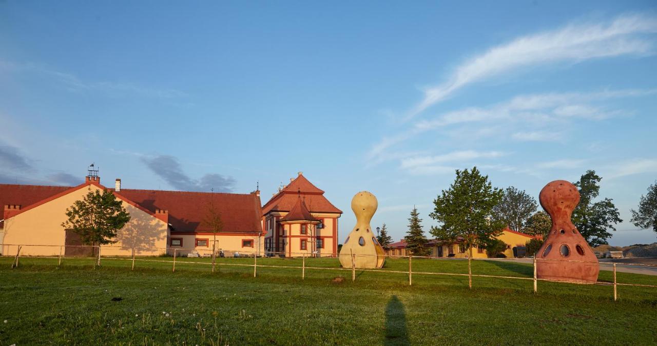 Residence Safari Resort - Chateau Borovany  Екстериор снимка